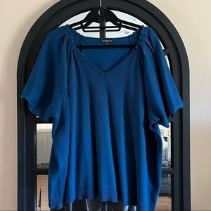 EUC LANE BRYANT SHORT-SLEEVED SWEATER!!!